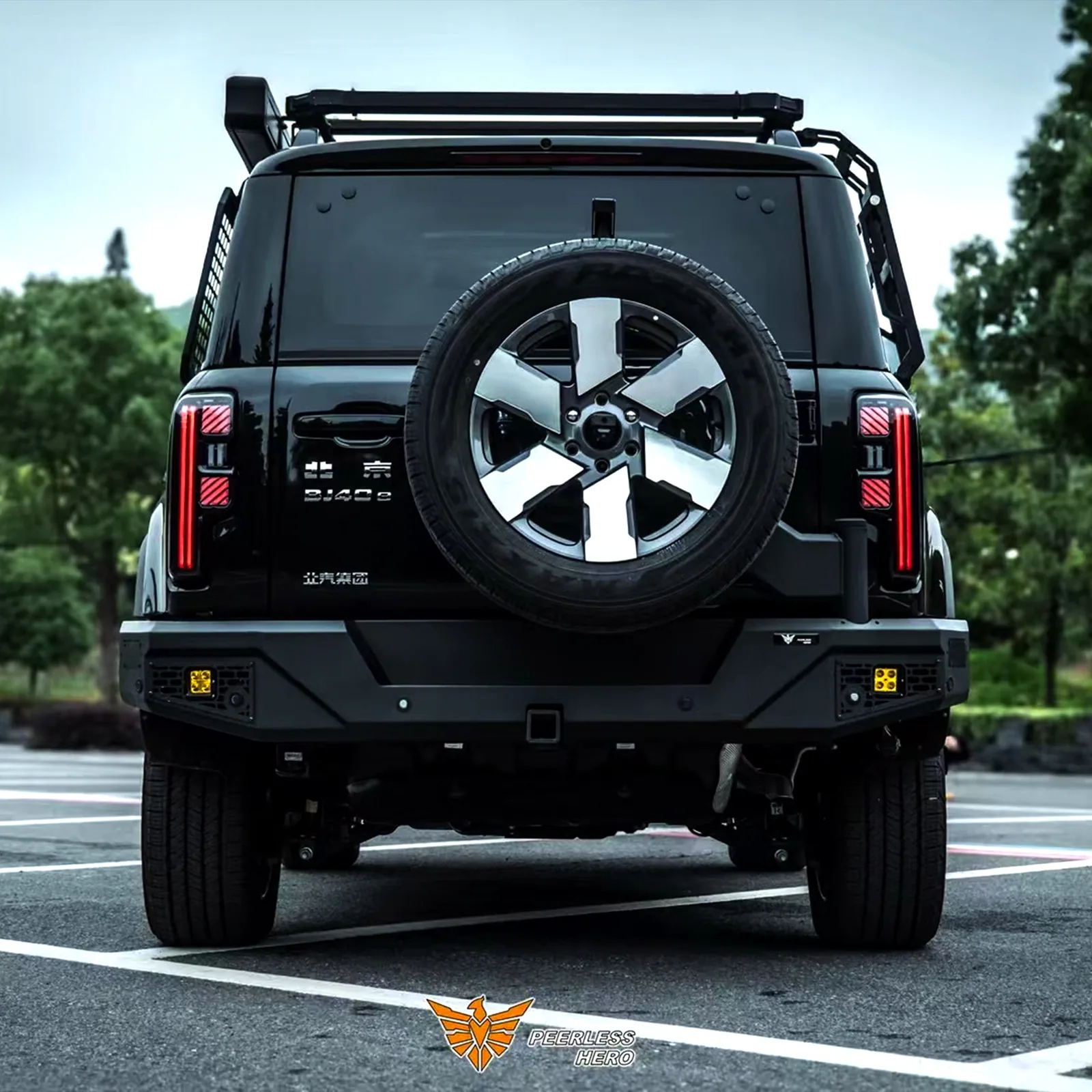 Rear bumper detail, photo 1 of 5