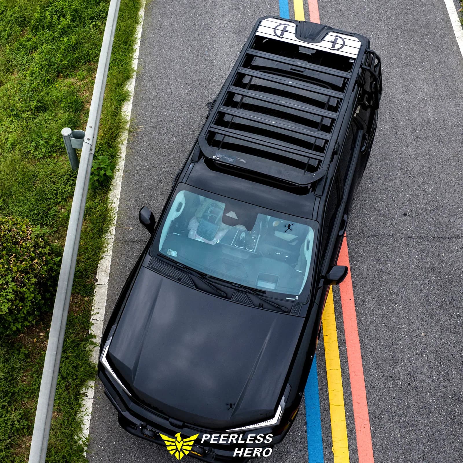 Roof rack detail, photo 1 of 4