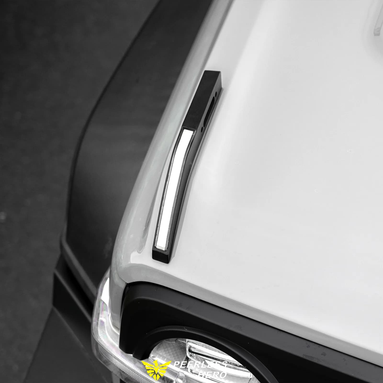 Tank 300 accessory detail