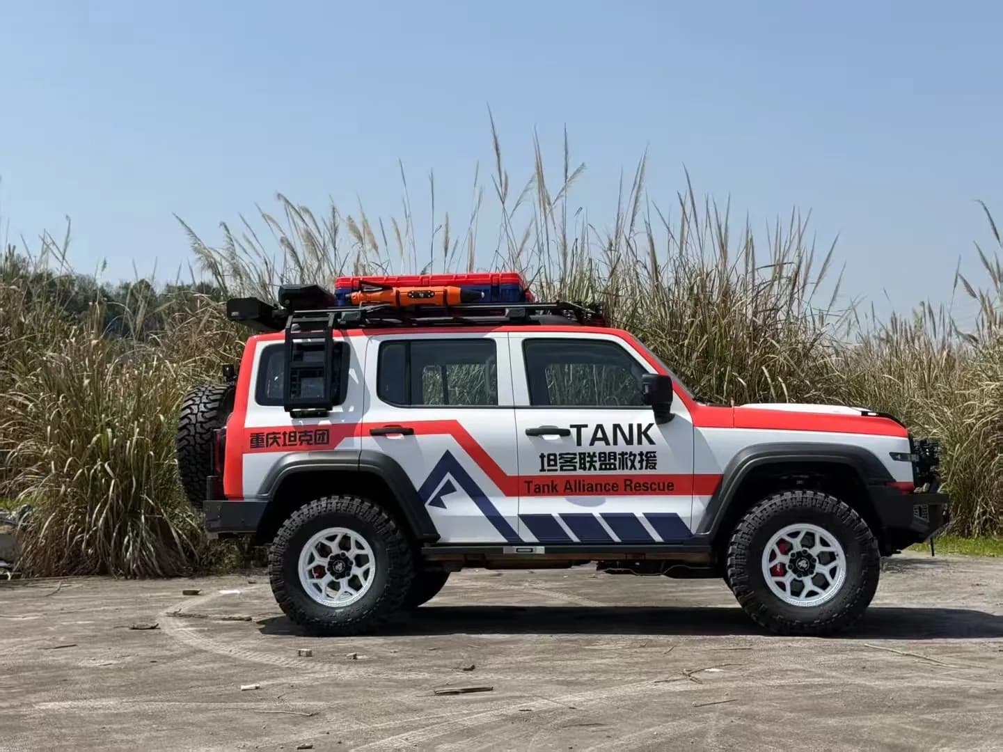 Tank 300 vehicle application scene