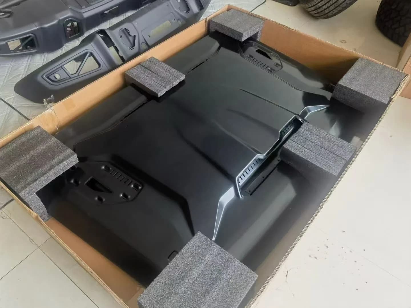 Tank 300 accessory detail