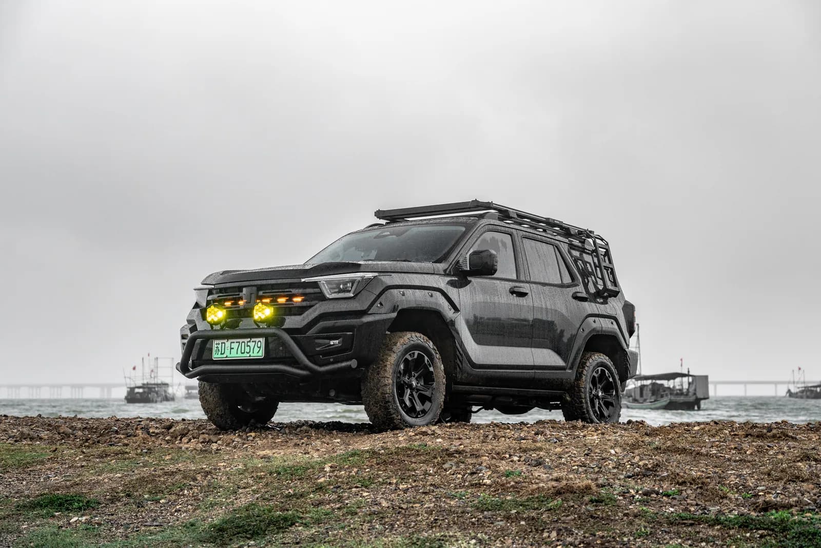 Tank 400 vehicle application scene